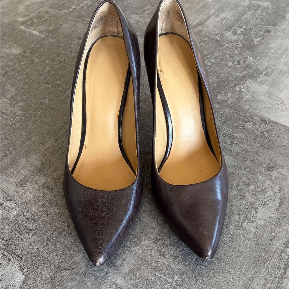 Classic Brown Nine West Pointed Toe Heels